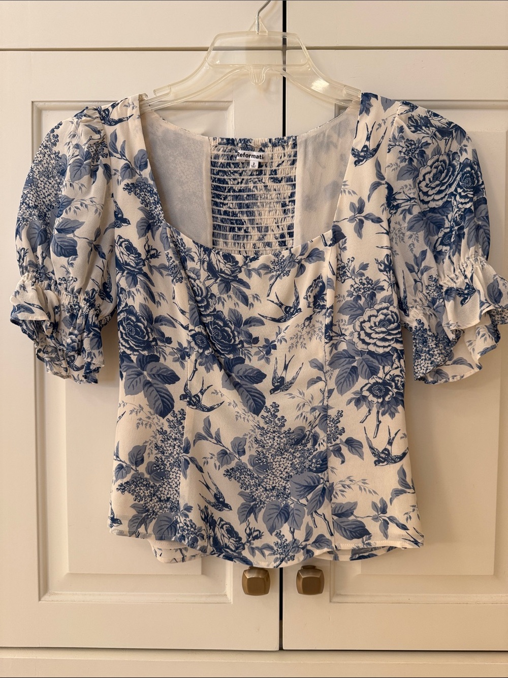 Reformation White and Blue Floral Puff-Sleeve Square-Neck Blouse